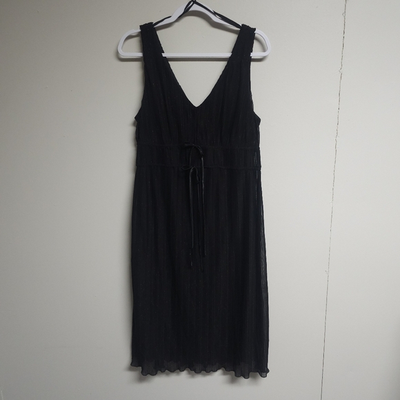 LBD V Neck Tie Waist Sparkle Black Pleated Midi Dress Whimsigoth Party Event - Picture 2 of 9